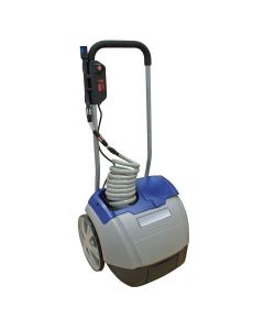 Mit dem AQUAtrolley von AIM k&ouml;nnen Sie mobil die Batterien Ihrer Staplerflotte auff&uuml;llen.