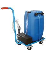 Mit dem fahrbaren Wasserwagen füllen Sie Ihre Blei-Säure-Batterien standortunabhängig und zügig mit entmineralisiertem Wasser.