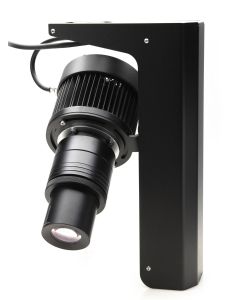 TopFloor LED Projektor &ndash; Frontansicht: Hochleistungs-LED-Projektor mit pr&auml;ziser Optik zur projektierten Bodenkennzeichnung.