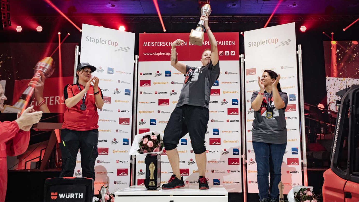 Daniela Eilers gewinnt den StaplerCup der Frauen.